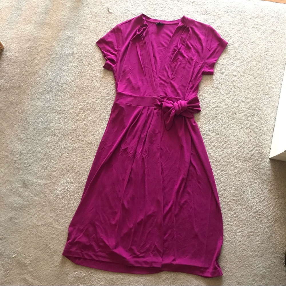 Magenta Ann Taylor Short Sleeve Midi Wrap Dress